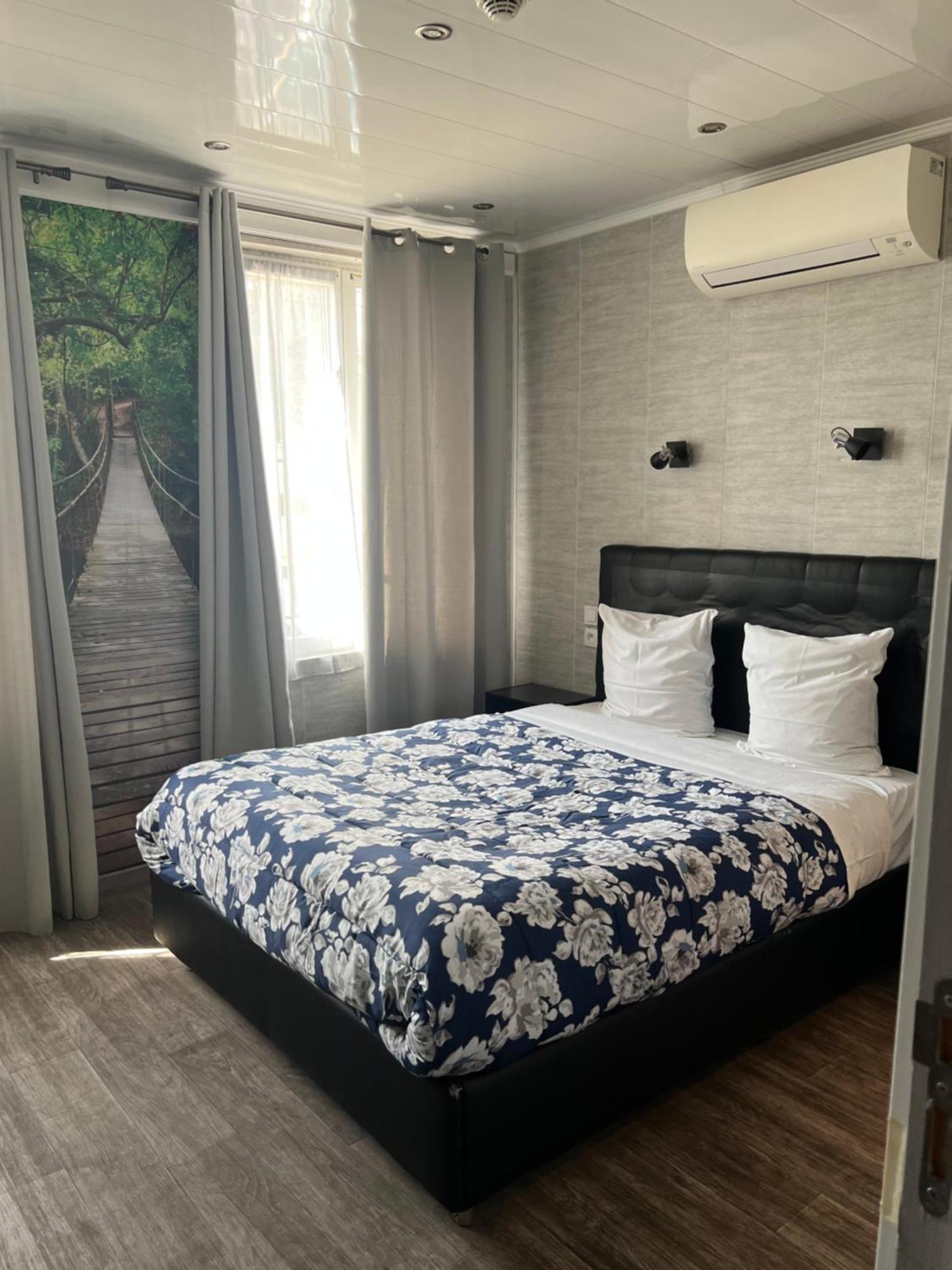 Hotel Des 2 Gares Auxerre Bagian luar foto